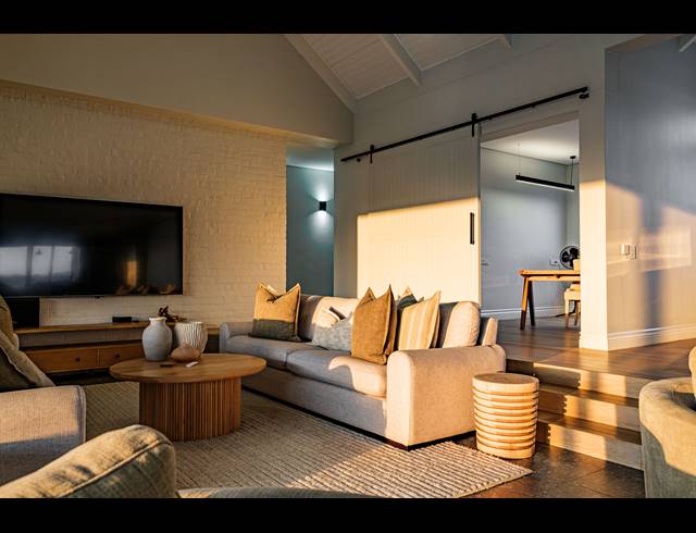 5 BEDROOM FREESTANDING FOR SALE IN SPRINGVALE COUNTRY ESTATE